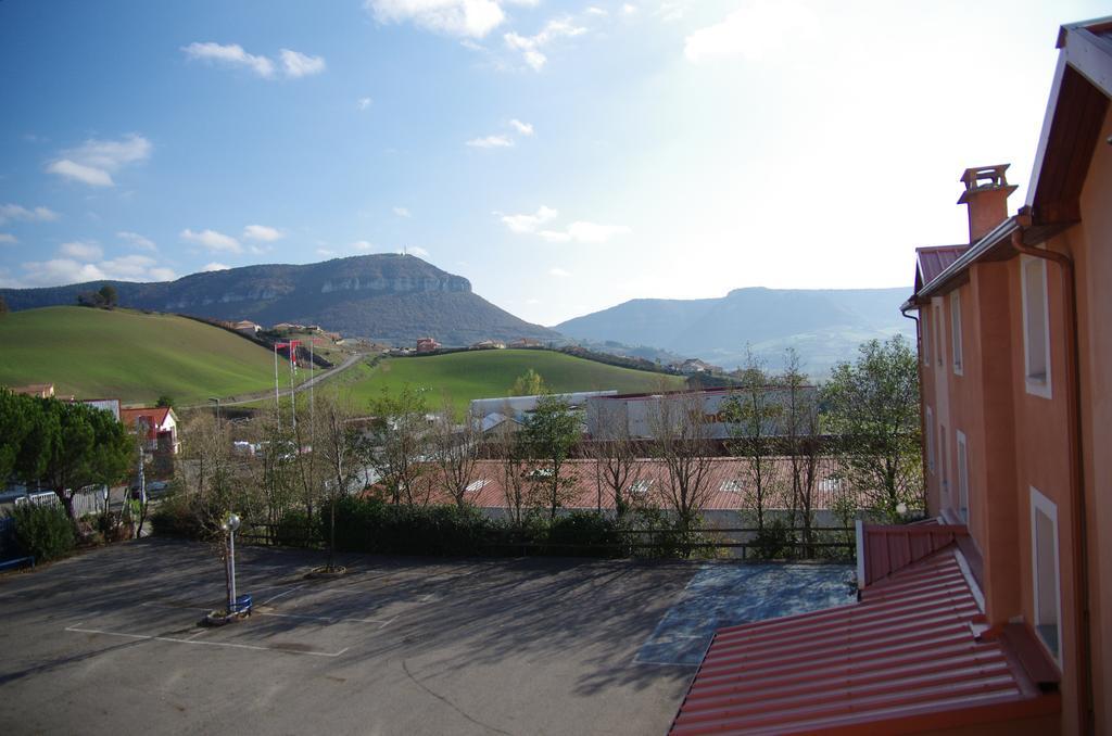 Brit Hotel Essentiel Millau Zewnętrze zdjęcie